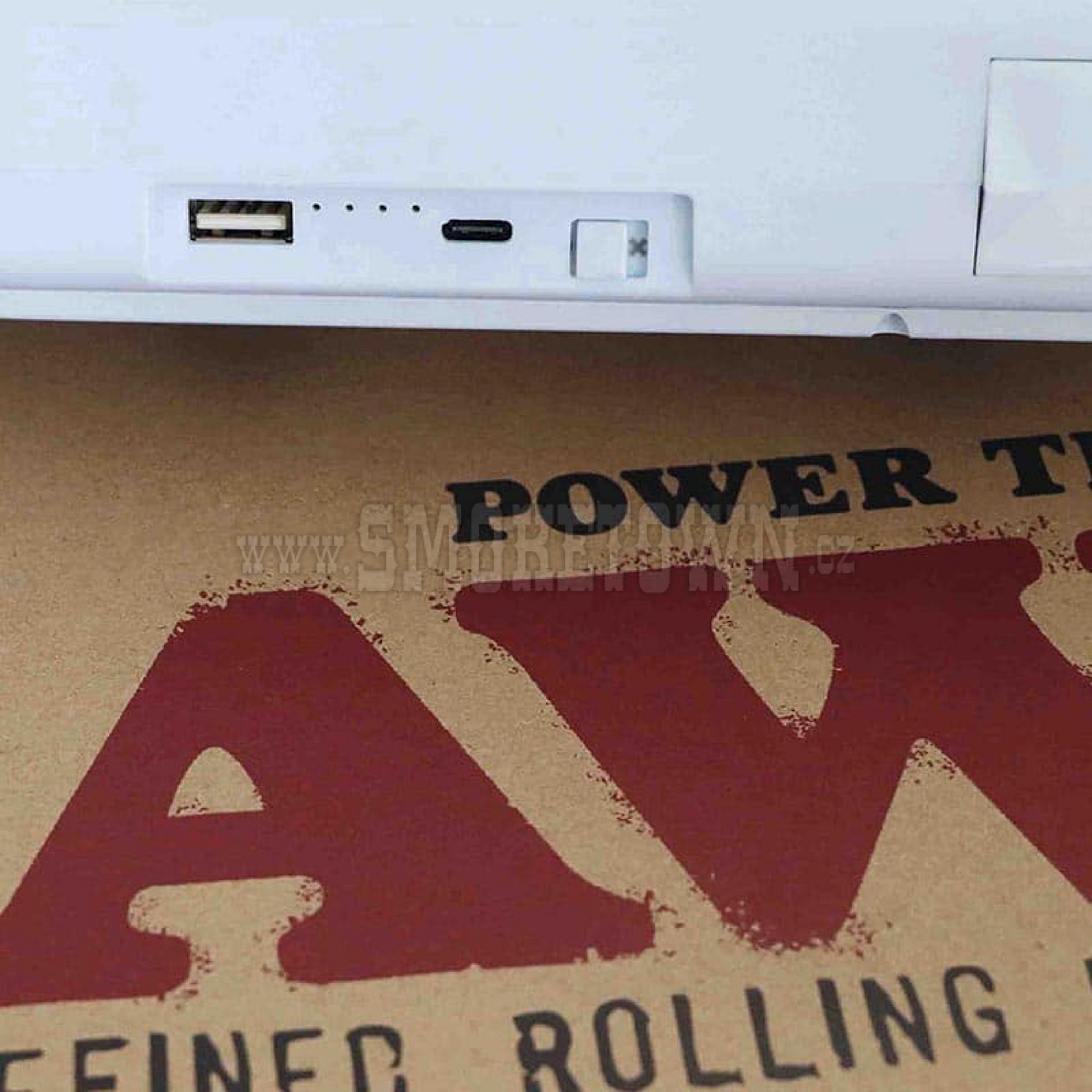 RAW Power TRAY 28.5 x 21.5 cm