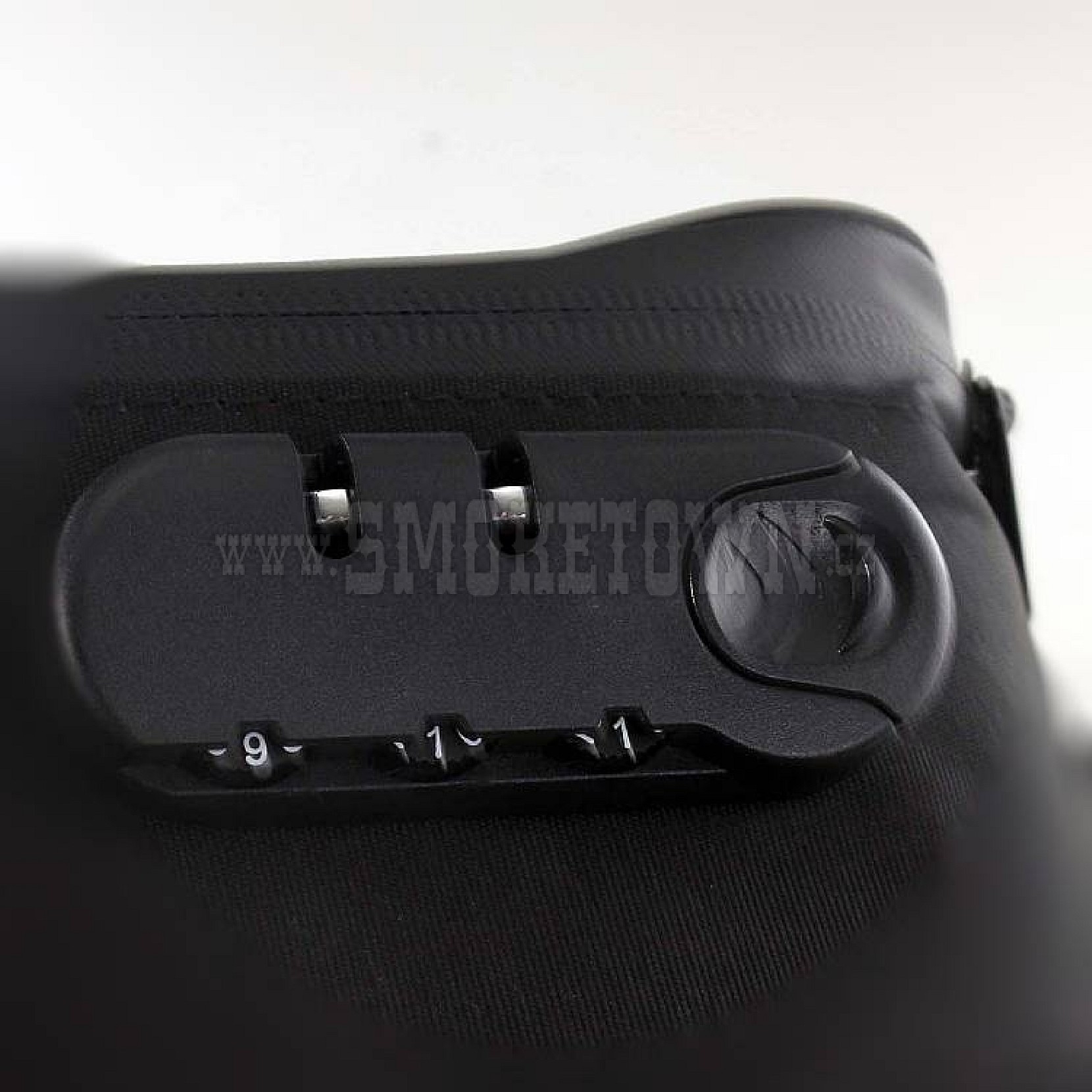 BLACK LEAF Odor Proof Bag with Lock - black